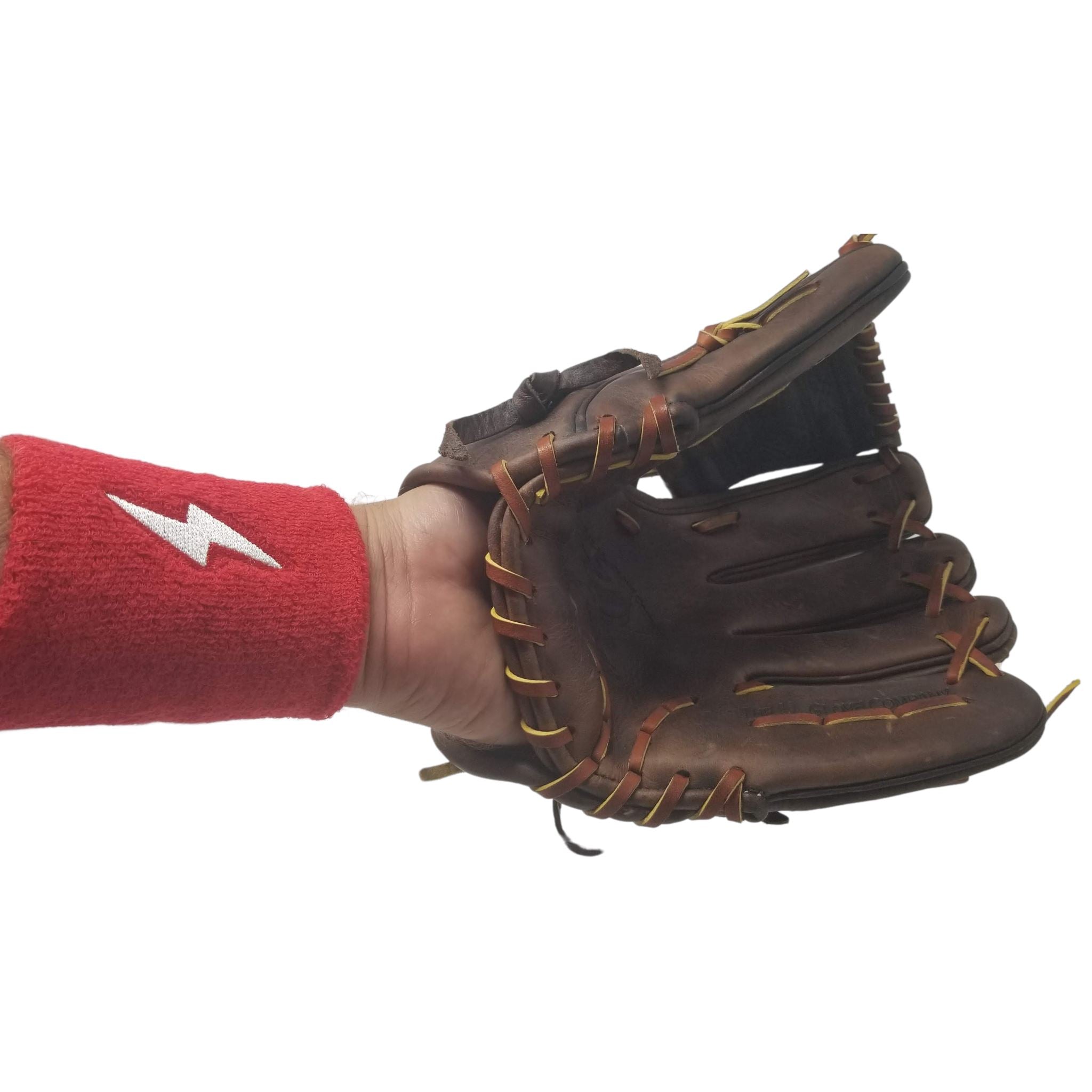 bruce-bolt-premium-pro-wrist-bands-red-wrist-bands-bruce-bolt-593490.jpg